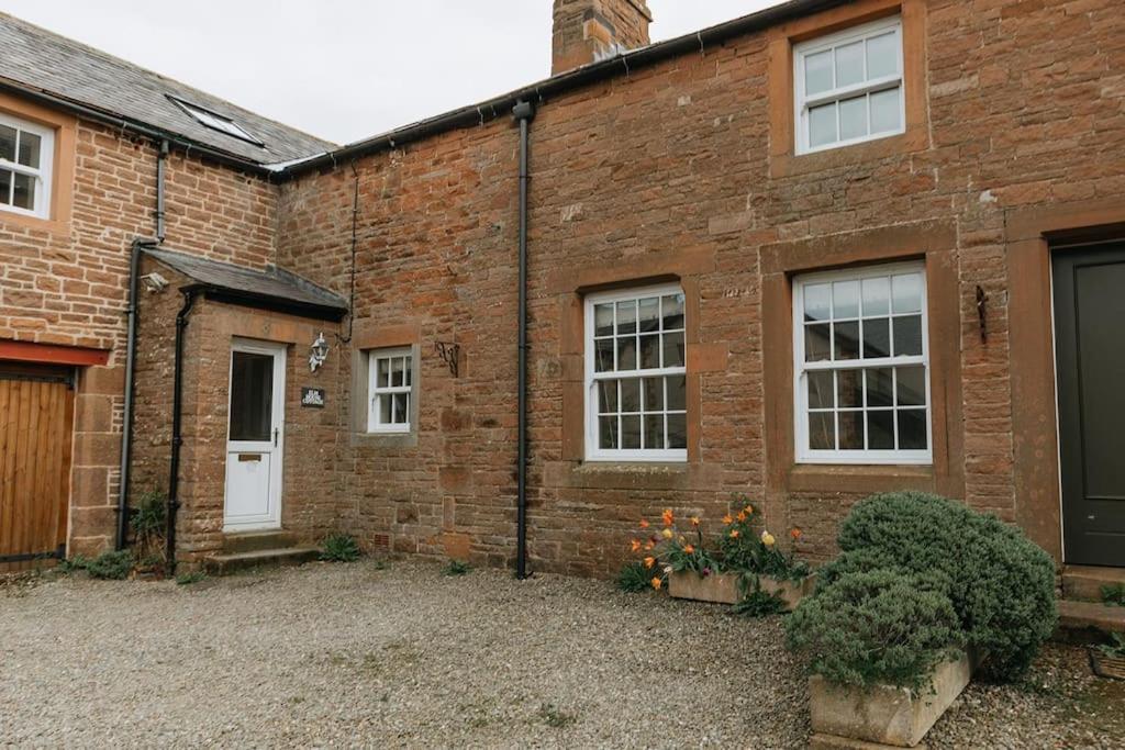 Elm House Barn - Converted One Bed Barn At The Gateway To The District National Park Holiday home