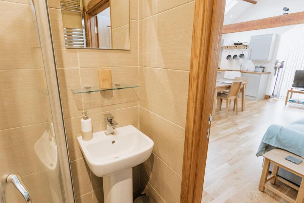 Holiday home Elm House Barn - Converted One Bed Barn At The Gateway To The District National Park *